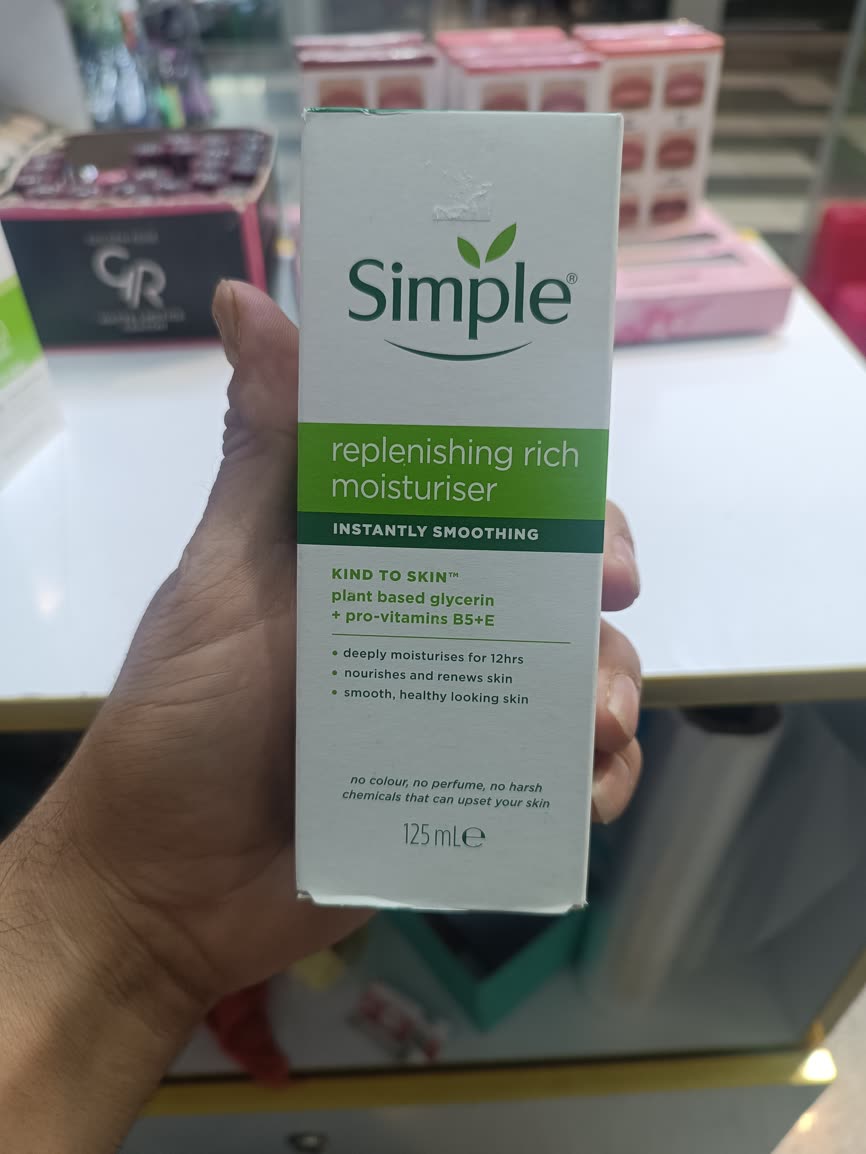 آبرسان سیمپل Simple Replenishing Rich Moisturiser